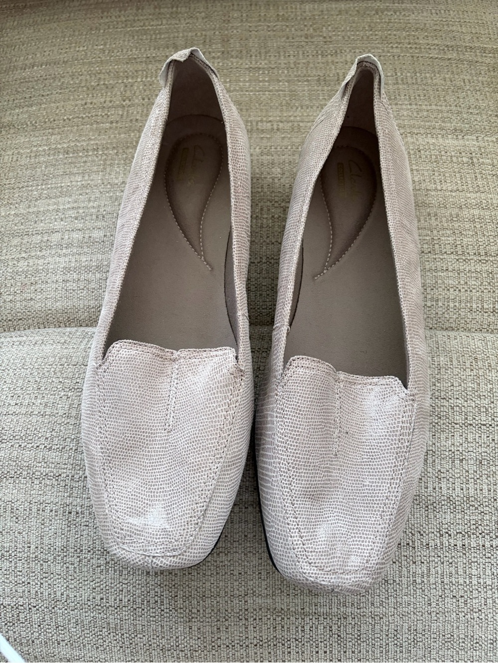 Clark’s Women's Slip-On Loafers in Light Beige